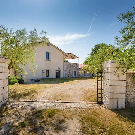 Rustica Villa *
