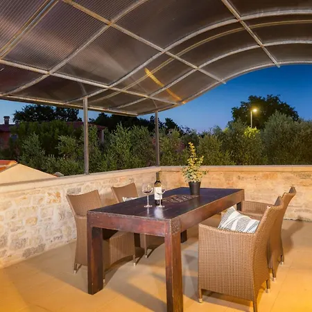 Rustica Villa